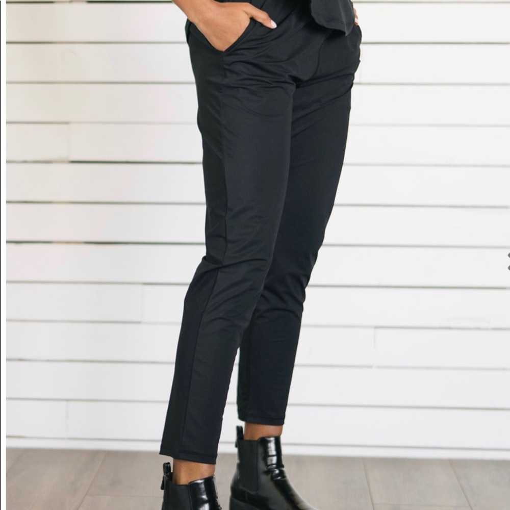 Zyia Black Everywhere Pants